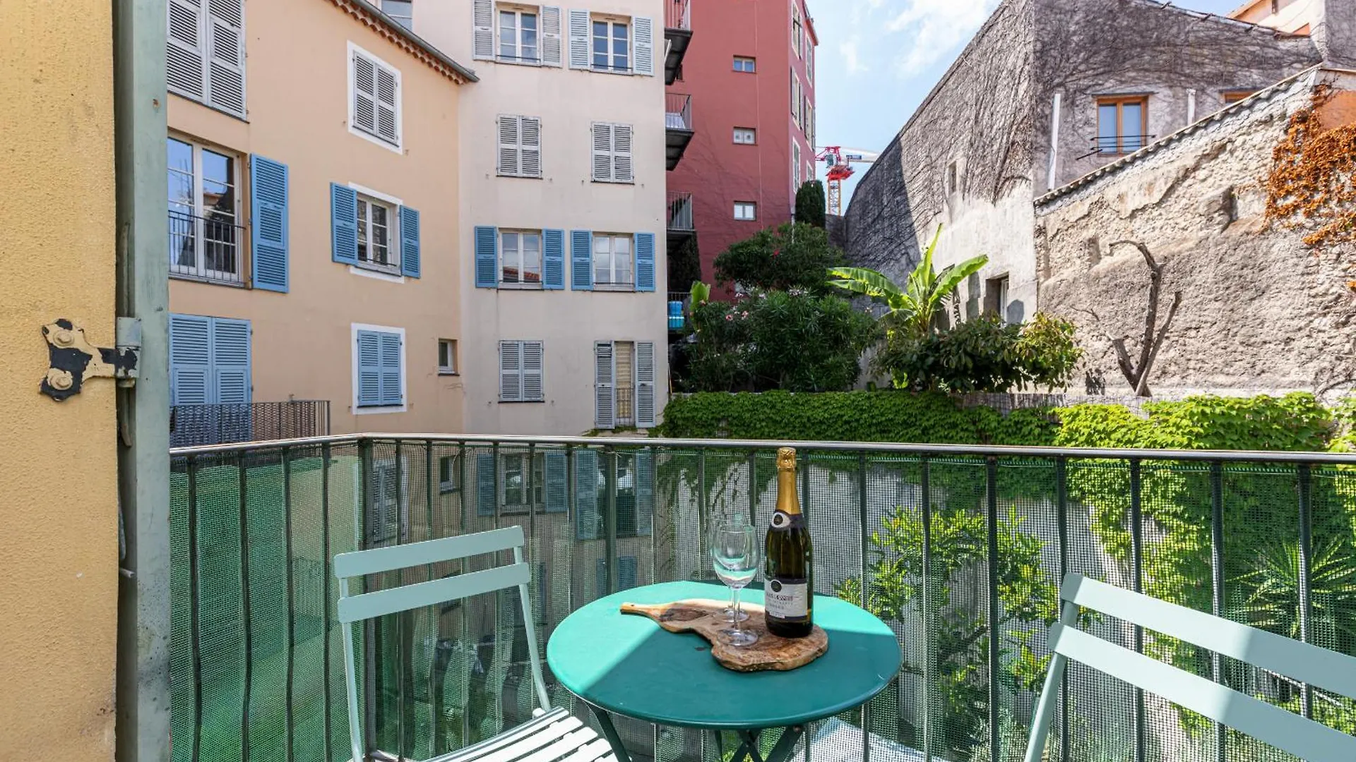2 Bdrs & Parking In The Old Town ! Apartman Nizza Franciaország