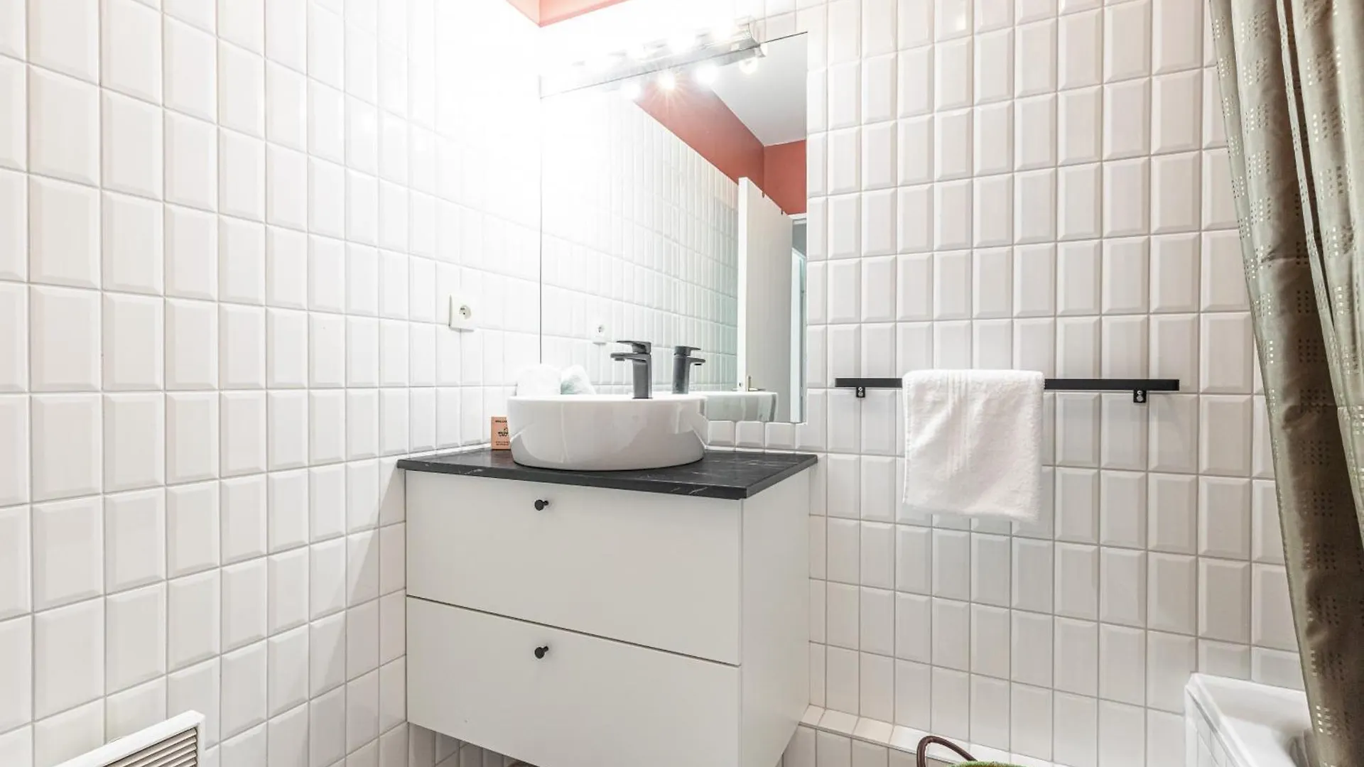 2 Bdrs & Parking In The Old Town ! Apartman Nizza 0*,  Franciaország